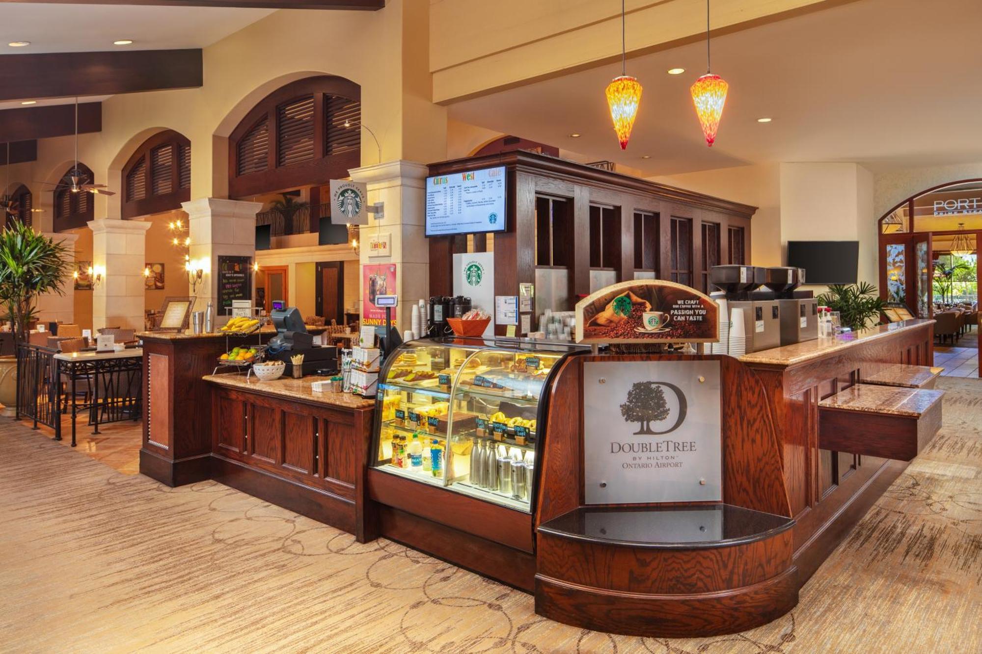 Отель Doubletree By Hilton Ontario Airport Экстерьер фото